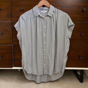 Madewell button up collared shirt XS